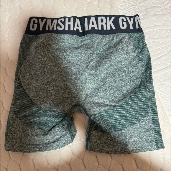 Gymshark Shorts - Picture 1 of 2